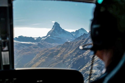 Berna: vuelo privado en helicóptero por el Matterhorn de 75 minutos