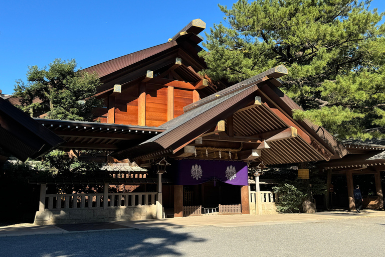 Nagoya: Private Day Tour to Toyota Museum, Castle &amp; Shrines