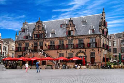 Nijmegen & Kroller-Muller Museum + Attraction Day Tour