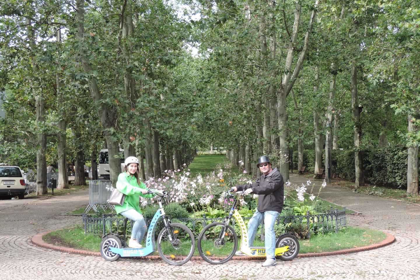 Prague: 3-Hour Grand e-Scooter Guided Tour