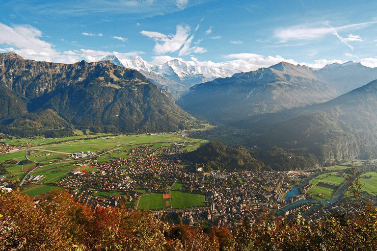 Sky Glass Bus Tour to Interlaken, Grindelwald &Lauterbrunnen