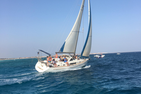 Sal, Wyspy Zielonego Przylądka: Pół dnia na jachcie żaglowym Cuba Libre