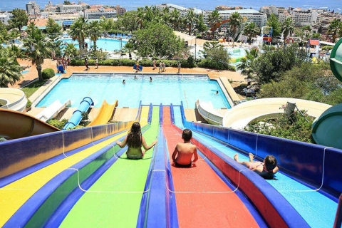Transfert de Marmaris & Icmeler Aqua Dream Water Park à l'hôtelİçmeler : Billet pour le parc aquatique Aqua Dream et transfert à l'hôtel