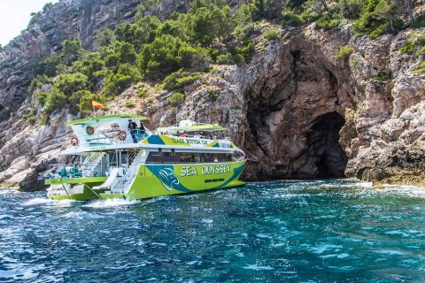 Da Calas de Mallorca: tour panoramico in barca con fondo di vetro
