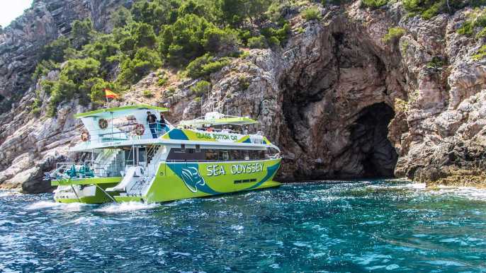 Mallorca: barco con fondo de cristal por la costa este