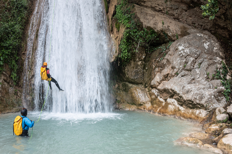 Neda : aventure canyoning pour débutants