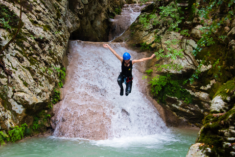 Neda : aventure canyoning pour débutants