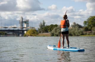 Sevilla: Stand Up Paddle Board Verleih
