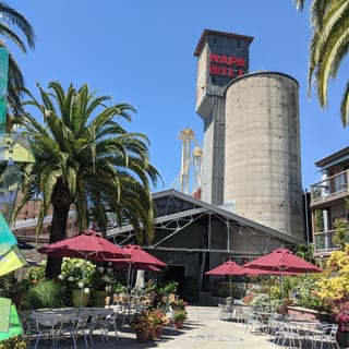 Napa: Scavenger Hunt Walking Tour by Smartphone