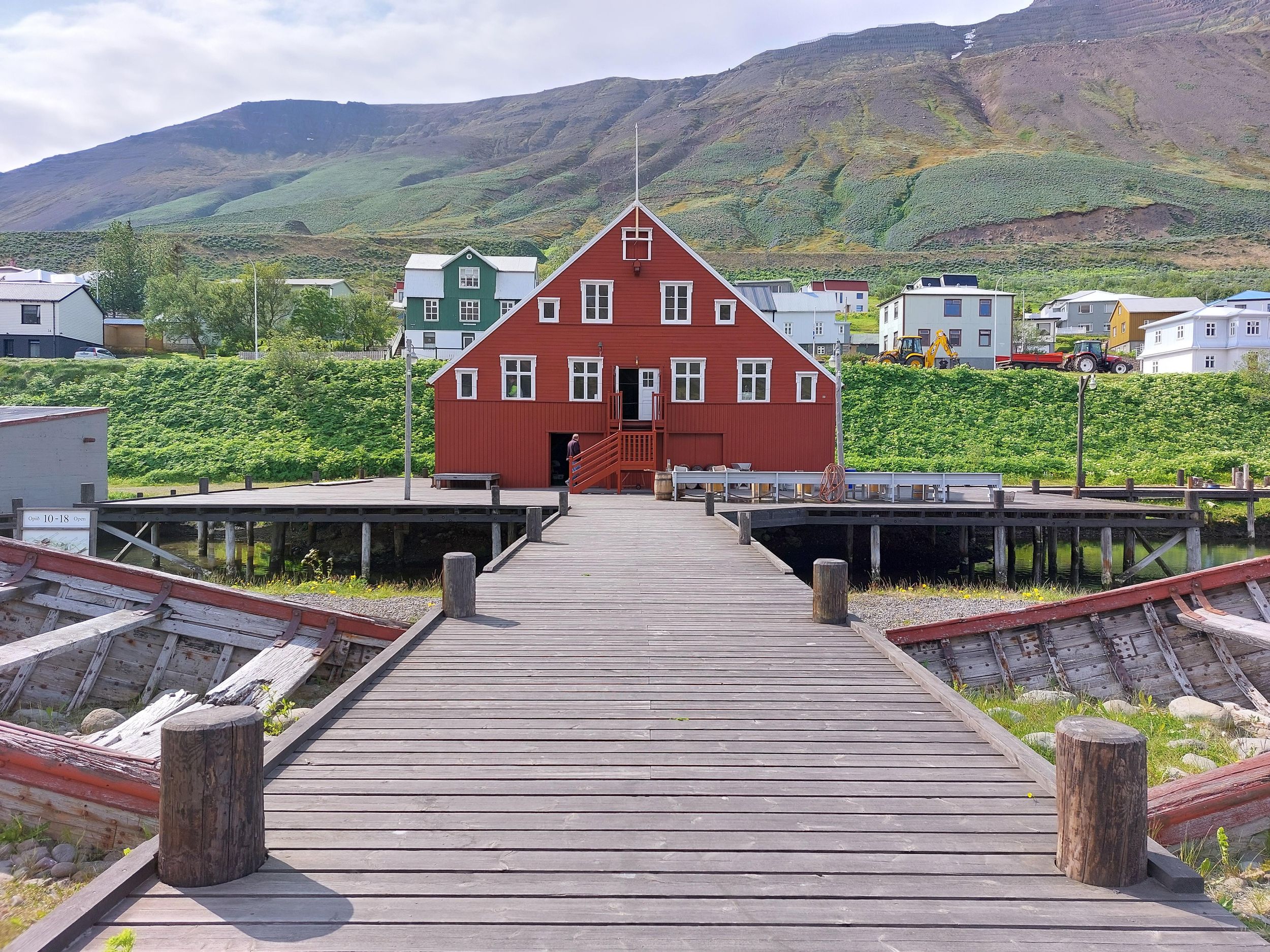 Akureyri-Siglufjörður; Halber Tag an der arktischen Küste