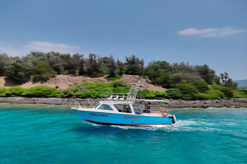 Athènes : excursion d&#039;une journée en bateau avec baignade et piscine thermaleAthènes : excursion d&#039;une journée en bateau vers les îles avec baignade