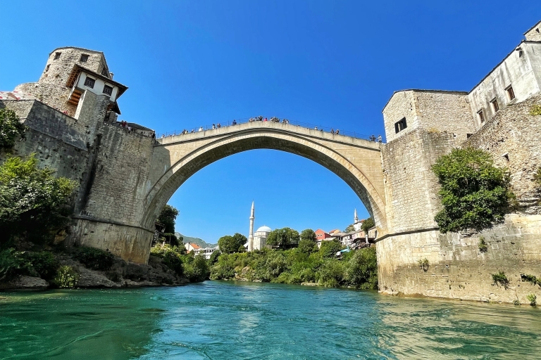 Sarajevo: tour a Mostar, Blagaj, Počitelj y cataratas KraviceTour en grupo compartido con final en Mostar