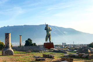 Pompeii: Guided Tour with Skip-the-Line Entry