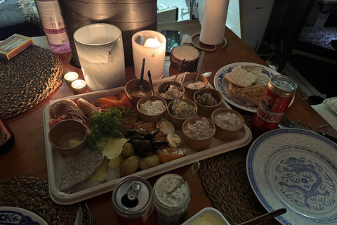 Gothenburg: Overnight Sailing Trip to Vinga Island