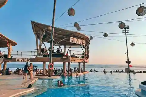 Bali Beach Tour | Tanah Lot Temple, Finns Beach Club