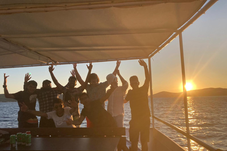 Split: Riviera Sunset Cruise &amp; Swim with Summer VibesSplit: Riviera Sunset Cruise with Summer Vibes