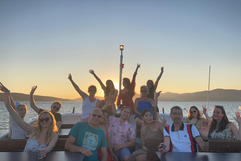 Split: Riviera Sunset Cruise &amp; Swim with Summer VibesSplit: Riviera Sunset Cruise with Summer Vibes