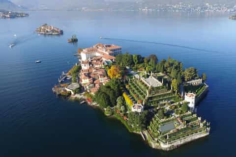 Isola dei Pescatori and Isola Bella Hop-on Hop-off Boat