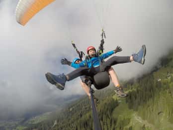 Parapente en tándem por el glaciar Aletsch