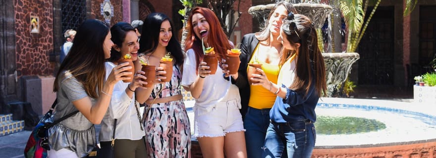 Au départ de Guadalajara : visite de la ville de Tequila et atelier de fabrication de cantaritos