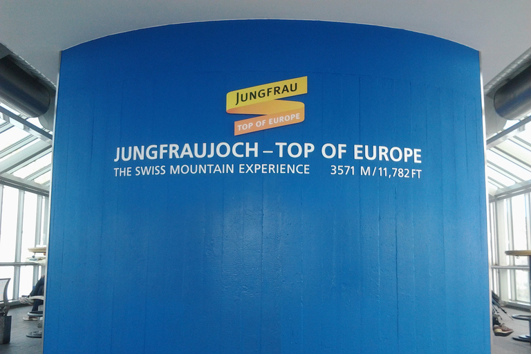 Jungfraujoch Cima de Europa: Una aventura alpina autoguiadaDesde Interlaken: tour autoguiado de Jungfraujoch