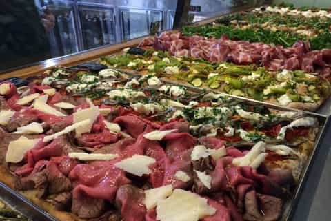 Roma: tour enogastronomico al tramonto vicino al Vaticano
