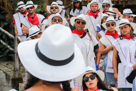 From Medellin: Coffee and Comuna 13 Tour with PRIVATE transportation From Medellin: Coffee Tour and Comuna 13 with PRIVATE transportation