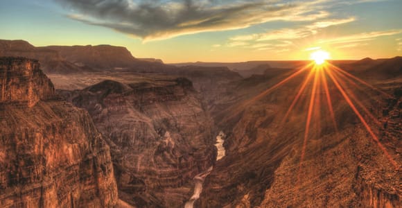 Majestic Canyon & Nizwa Cultural Journey from Muscat