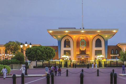 Muscat by Night met lokaal diner uit Muscat