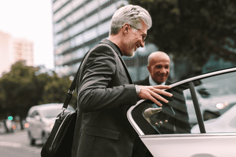 Barcelona: Private Airport Transfer to/from Barcelona