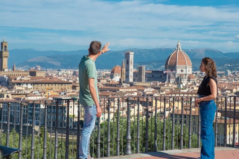 Private E-Bike Tour: Piazzale Michelangelo & Florence hills