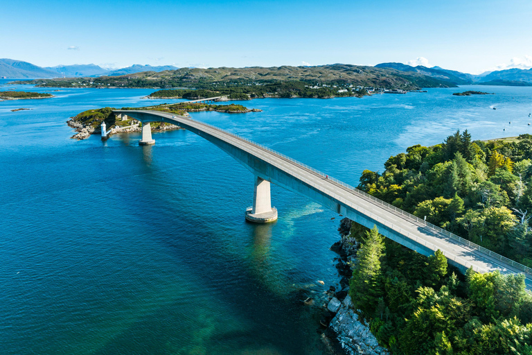 From Inverness: Isle of Skye Scenery Tour with Fairy Pools