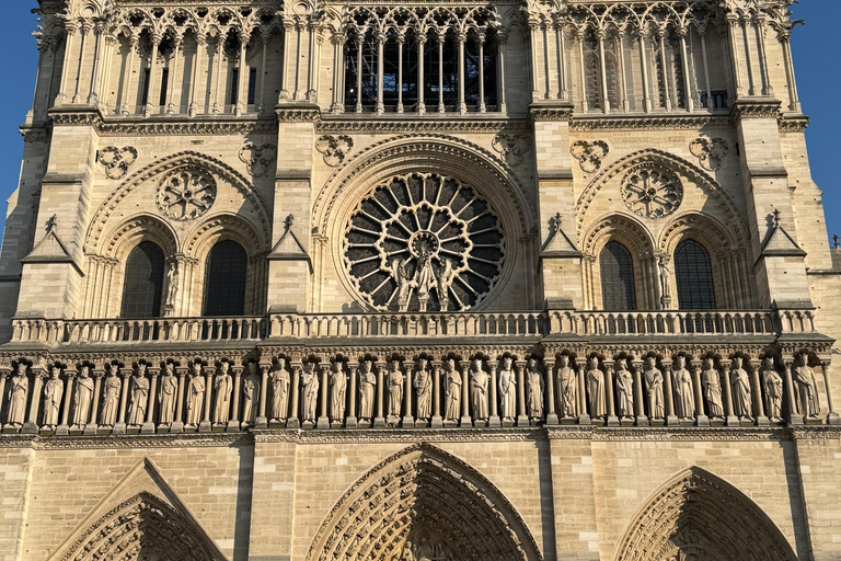Paris: Notre-Dame Cathedral Guided Tour with Group Access