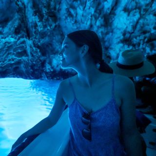 Ab Split & Trogir: 5 Inseln Tagestour inkl. Blaue Höhle
