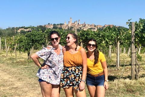 Florence: Toscane Vespa Tour naar San GimignanoBESTUURDER (18+)