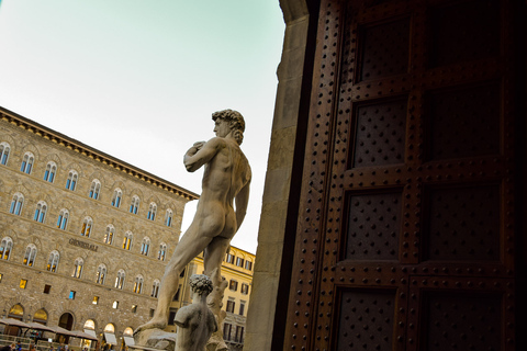 Florence: Mysteries of the Medici Guided Walking TourShared Tour with Medici Chapel Admission