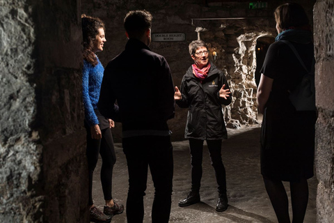 Edimburgo: tour histórico bóvedas subterráneasTour compartido