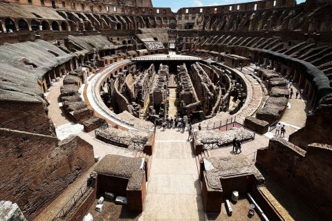 Rome: Colosseum Tour with Roman Forum & Palatine Hill Access
