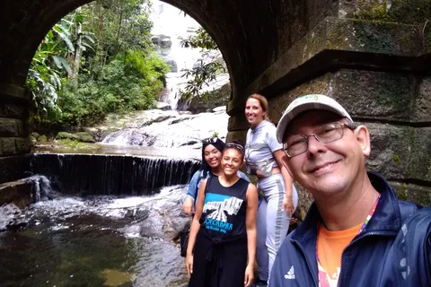 Hiking Tour in Tijuca Forest: Waterfalls, Views & Picnic