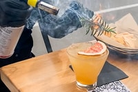Santa Barbara, 3-Stunden-Cocktail und Geschichte Wandertour - Hizvo