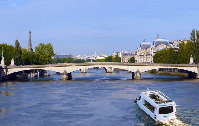 Paris: Amphibien-Minibus von Versailles Boot und Straße Tour
