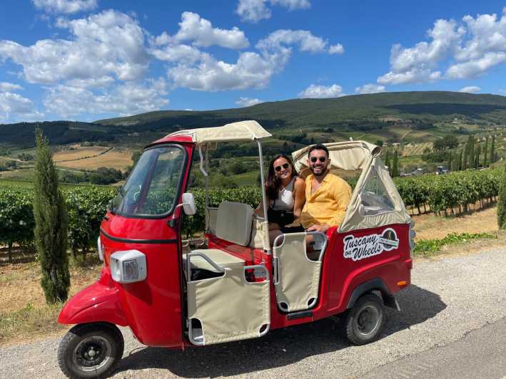 From Florence: Private tour of Tuscany by vintage Tuk Tuk