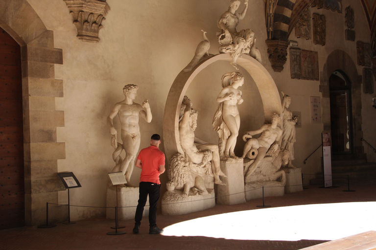 Florence : visite à pied et musée du BargelloVisite privée à pied et au bargello VIP