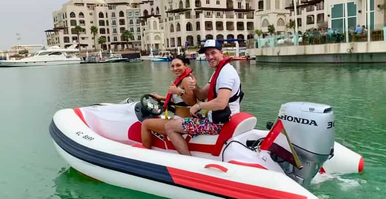 Abu Dhabi: Yas Island Self-Driving Guided Speedboat Tour photo 9