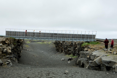 Reykjavík : Région des volcans-Grindavík, sources d'eau chaude et champs de lave