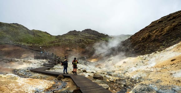 Reykjavík: Volcanoes, Grindavík, Hot Springs, & Lava Tour