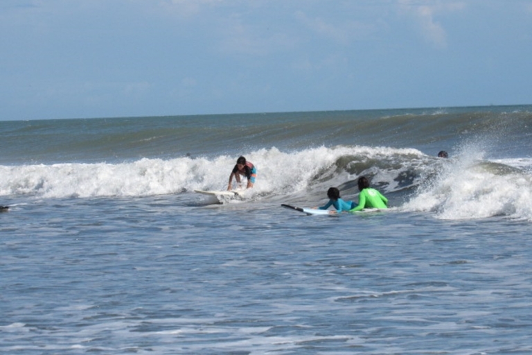Panama City : cours de surf et journée à la plage à Playa Caracol