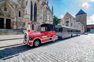 Regensburg: Sightseeing Zug Stadtrundfahrt mit Audio Guide