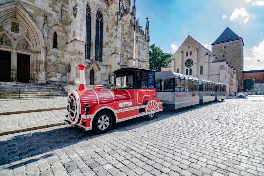 Regensburg: Sightseeing-Tour mit der Touristenbahn