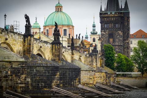 Praag: één Praagse tourZijroute van het kasteel